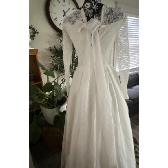 Vtg Bridallure Alfred Angelo 70s lace Bridal wedding dress gown xs tulle Lined - Picture 10 of 16